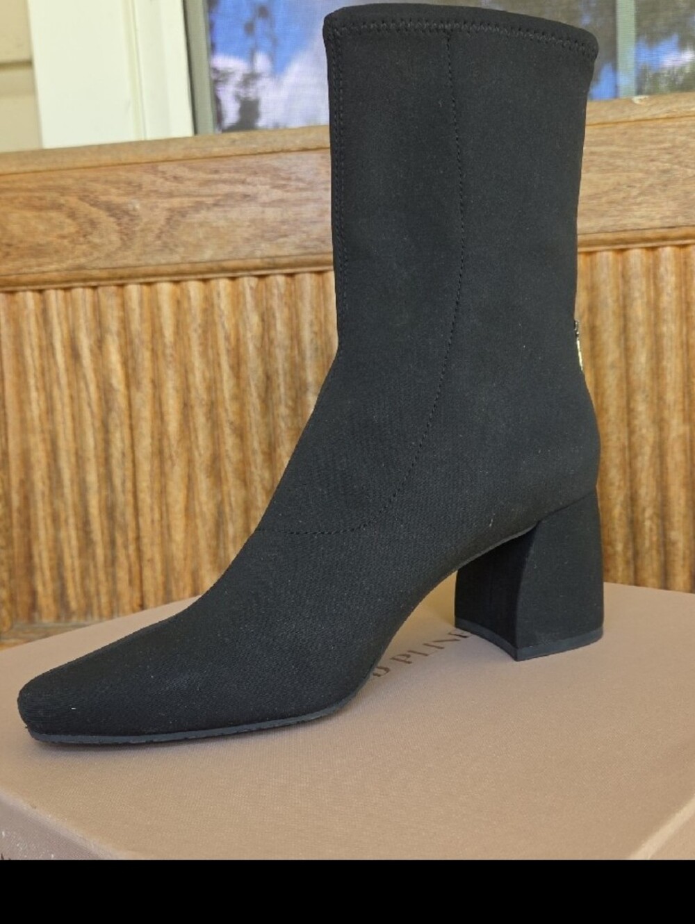 NWB!Donald Pliner,black,crepe,boot!Retail $175